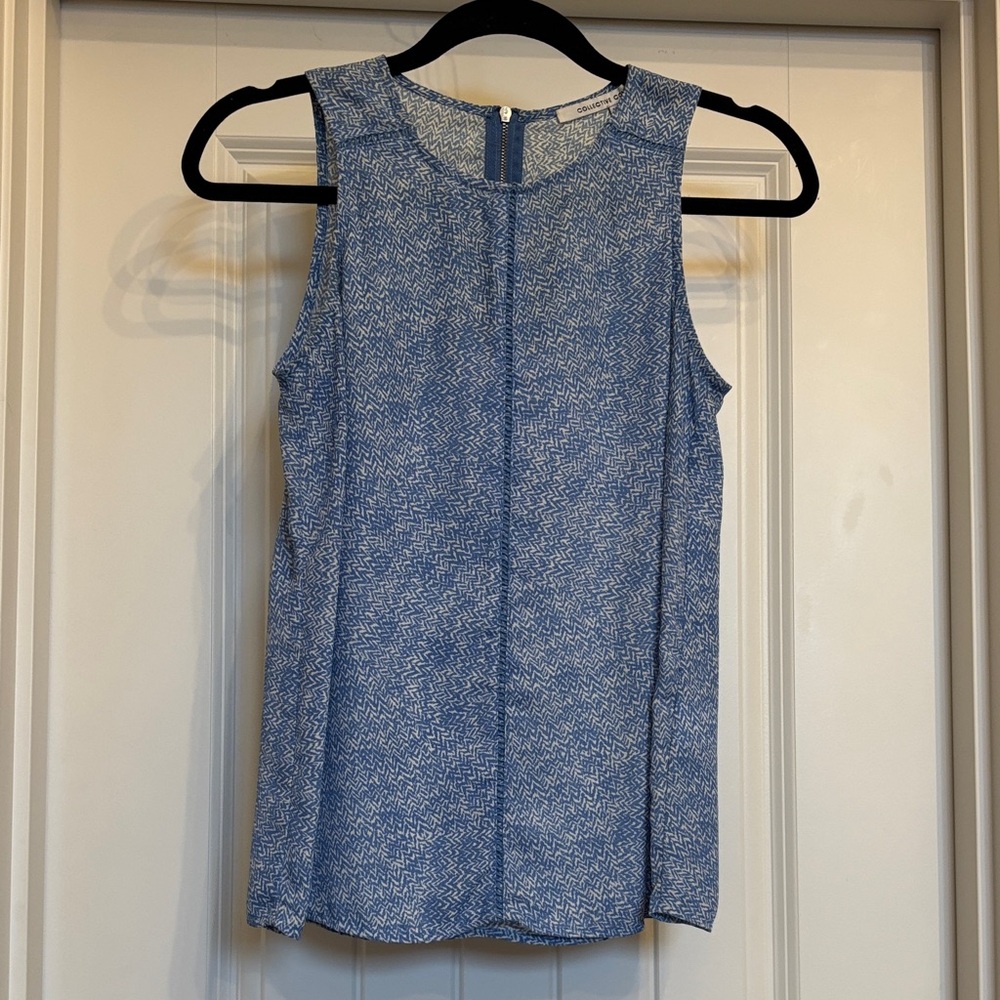 Collective Concepts Blue Textured Sleeveless Blouse